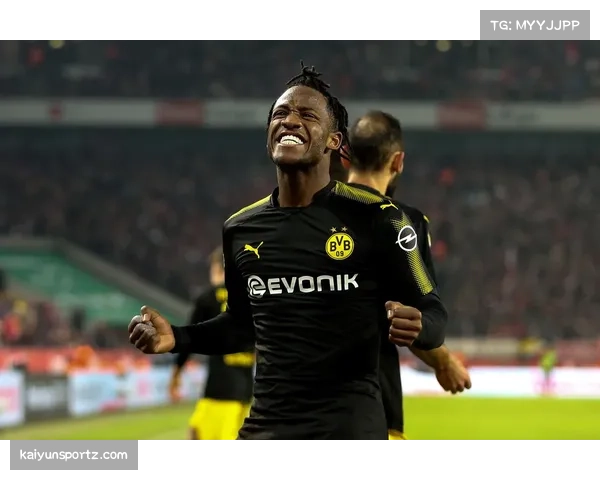 多特蒙德主帅：上半场科隆有机会，但胜利实至名归